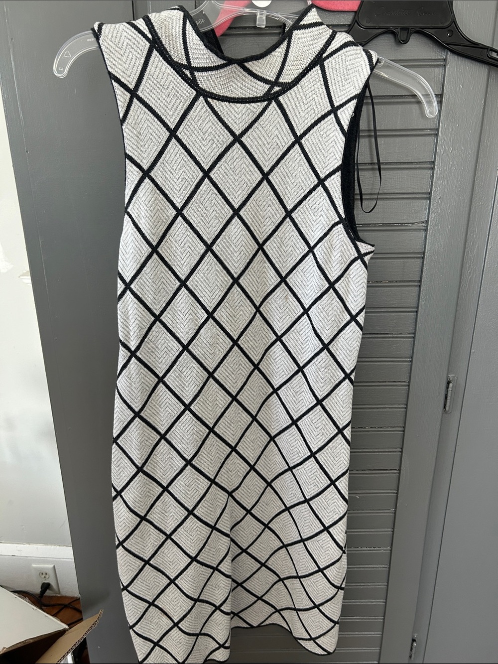 Sleeveless Diamond-Check Shift Dress in White and Black